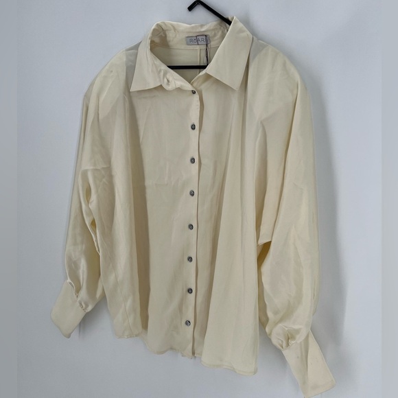 Roari Marna Satin Button Front Structured Shirt Blouse In Bone - Picture 3 of 10